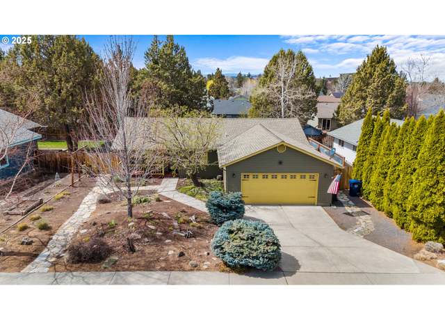 Property at 1867 NE Curtis Dr, Bend, OR 97701, 3 beds, 2 baths
