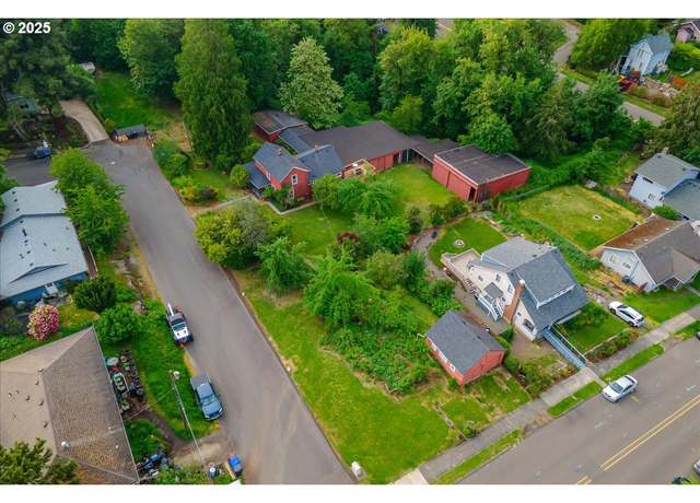Property at 14th St #3, Oregon City, OR 97045