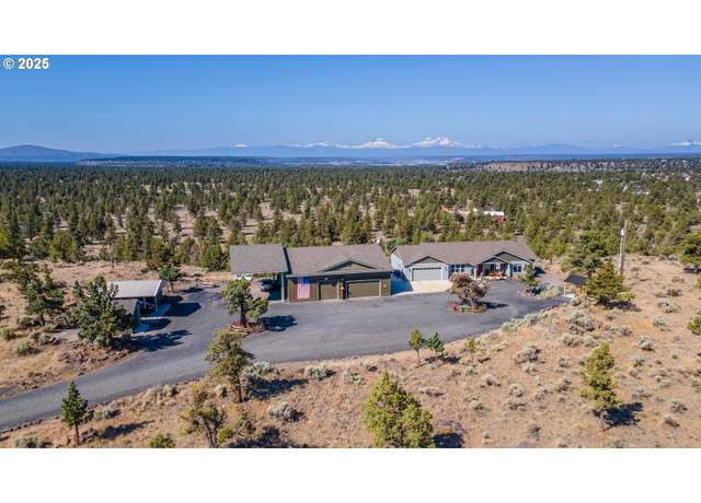 Property at 12589 NW Steelhead Dr, Terrebonne, OR 97760, 3 beds, 2 baths
