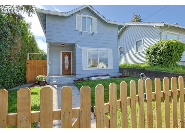Property at 929 S 7th St, Coos Bay, OR 97420, 3 beds, 2 baths