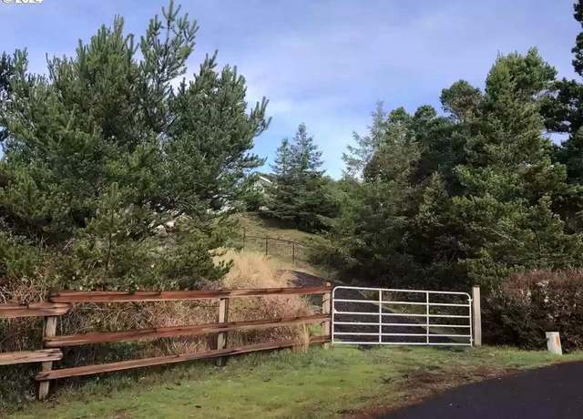 Property at 5 Eden Ln, Florence, OR 97439