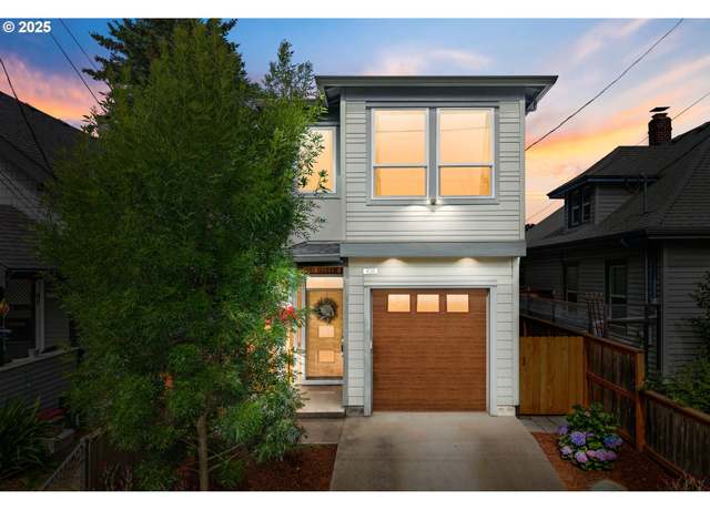 Property at 1011 NE 73rd Ave, Portland, OR 97213, 3 beds, 2.5 baths