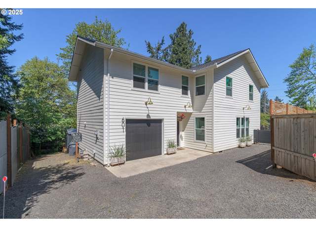 Property at 601 Lorane Hwy, Eugene, OR 97405, 4 beds, 3.5 baths
