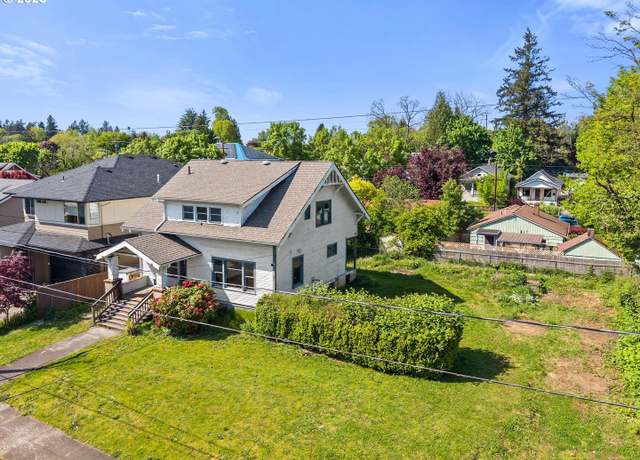 Property at 4323 SE Alder St, Portland, OR 97215, 4 beds, 2 baths