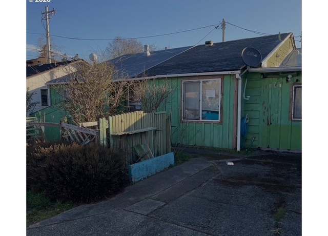 Property at 710 Laurel St, Florence, OR 97439, 2 beds, 0.5 baths