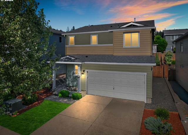 Property at 15574 Bachelor Ave, Sandy, OR 97055, 3 beds, 2.5 baths