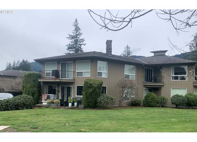 Property at 68619 E Fairway Estates Rd, Welches, OR 97067, 2 beds, 2 baths