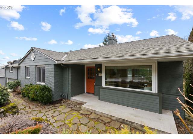 Property at 6454 SW Parkhill Dr, Portland, OR 97239, 4 beds, 3 baths