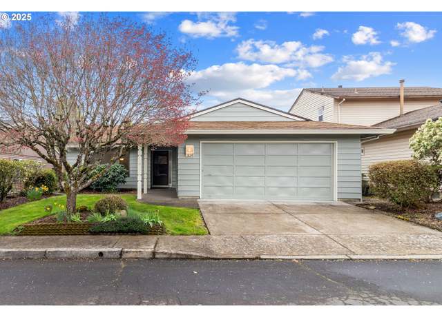 Property at 1834 NE 149th Ave, Portland, OR 97230, 2 beds, 2 baths