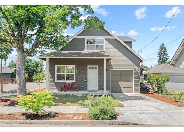 Property at 6243 SE 71st Ave, Portland, OR 97206, 3 beds, 2.5 baths