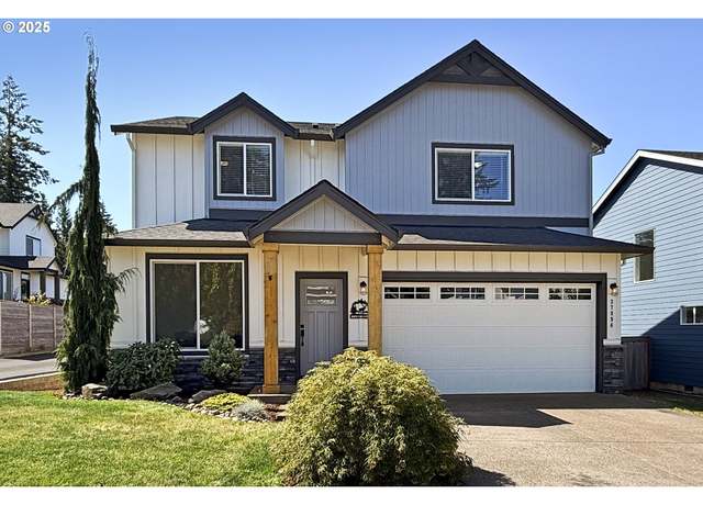 Property at 37996 Juniper St, Sandy, OR 97055, 4 beds, 2.5 baths