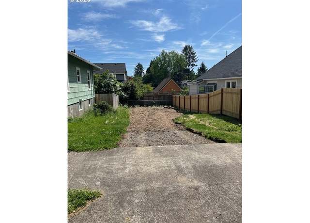 Property at 5536 NE Flanders St, Portland, OR 97213