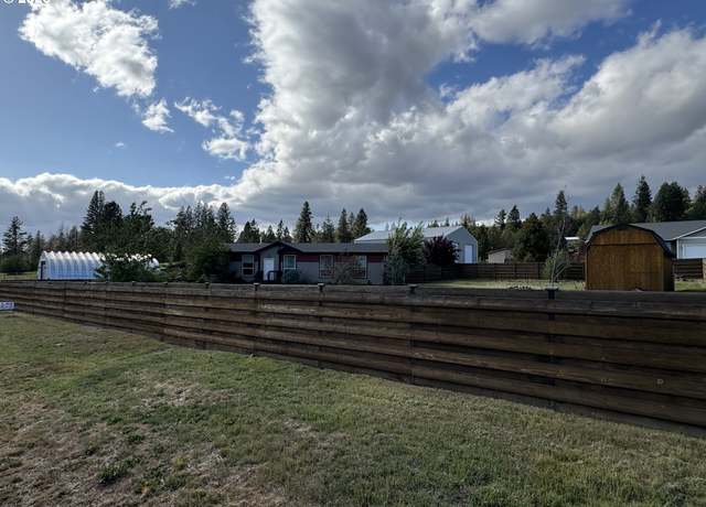 Property at 409 NE High St, Goldendale, WA 98620, 3 beds, 2 baths