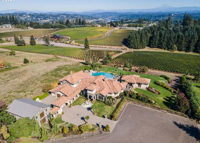 Property at 26590 SW French Oak Dr, West Linn, OR 97068, 4 beds, 5 baths