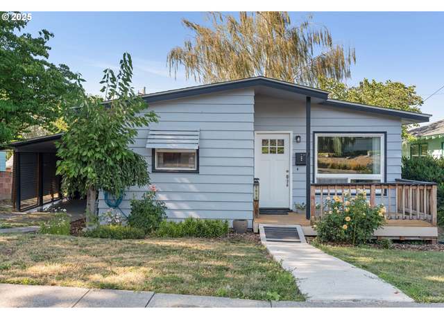 Property at 1019 E 14th St, The Dalles, OR 97058, 2 beds, 1 bath