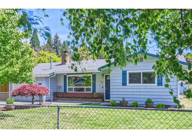 Property at 834 SE 16th Ave, Hillsboro, OR 97123, 3 beds, 2 baths