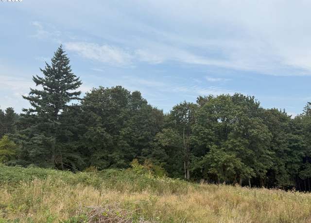 Property at 12040 SE MT Scott Blvd, Happy Valley, OR 97086
