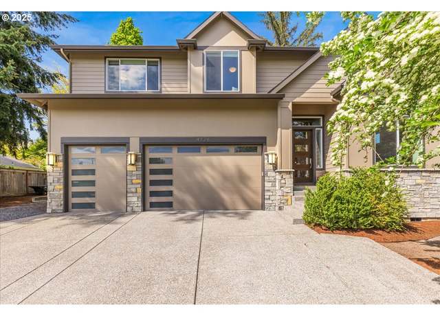 Property at 4726 SW 60th Pl, Portland, OR 97221, 5 beds, 3 baths