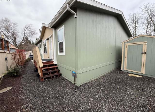 Property at 37600 Sunset St #39, Sandy, OR 97055, 3 beds, 2 baths