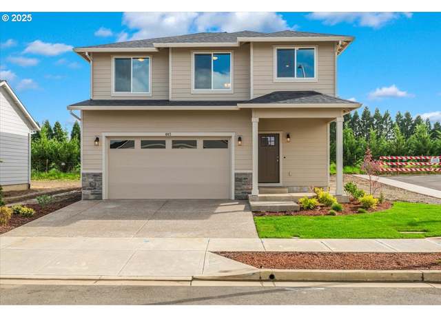 Property at 803 E Wilson St, Carlton, OR 97111, 4 beds, 2.5 baths