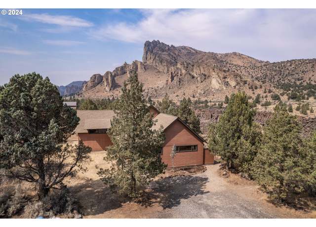 Property at 9210 NE Smith Rock Loop, Terrebonne, OR 97760, 2 beds, 2.5 baths