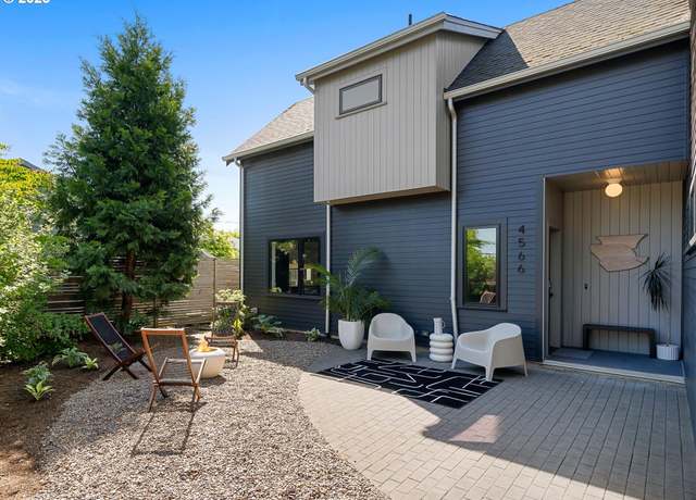Property at 4566 NE Cesar E Chavez Blvd #2, Portland, OR 97211, 2 beds, 1.5 baths