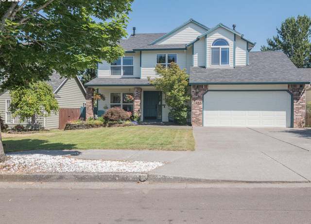 Property at 1281 SW 10th St, Troutdale, OR 97060, 3 beds, 2.5 baths