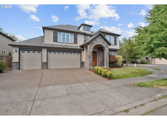 Property at 7001 SW Bouchaine St, Wilsonville, OR 97070, 5 beds, 3 baths