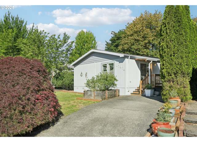 Property at 17978 S Grant Dr, Oregon City, OR 97045, 3 beds, 2 baths