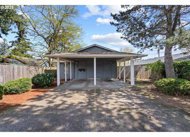 Property at 7434 SE 83rd Ave, Portland, OR 97266, 4 beds, 2 baths