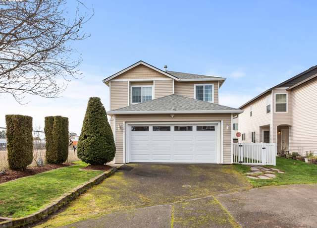 Property at 8204 NE 21st Pl, Vancouver, WA 98665, 3 beds, 2.5 baths