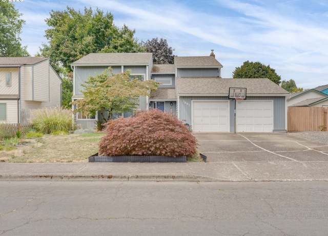 Property at 3697 Silverstone Dr NE, Salem, OR 97305, 4 beds, 2.5 baths