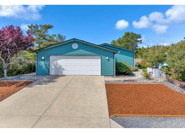 Property at 1600 Rhododendron Dr #412, Florence, OR 97439, 2 beds, 2 baths
