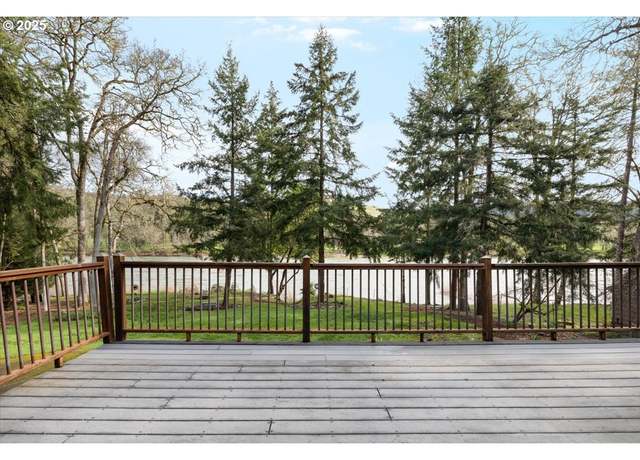 Property at 165 Lynn Ct, Winchester, OR 97495, 3 beds, 3 baths
