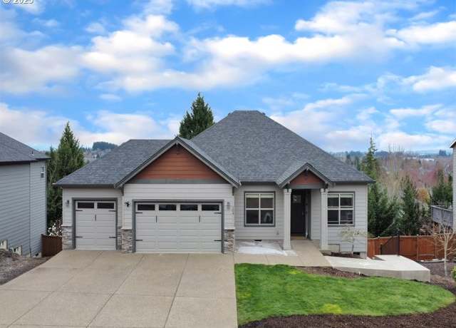 Property at 154 SW MT Adams St, Mcminnville, OR 97128, 5 beds, 3 baths