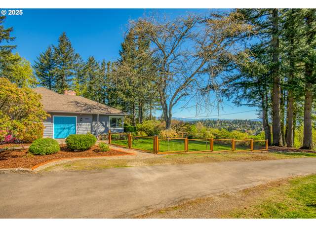 Property at 9415 SE Ridgecrest Ct, Happy Valley, OR 97086, 3 beds, 2.5 baths