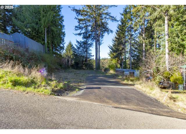 Property at 89388 View Dr, Florence, OR 97439