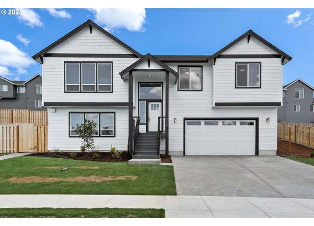 Property at 2767 NE Justus Ave, Estacada, OR 97023, 4 beds, 3 baths