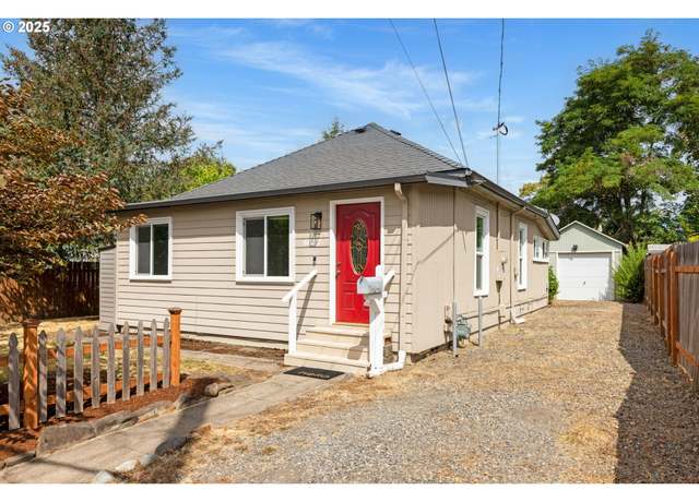 Property at 6037 SE Francis St, Portland, OR 97206, 2 beds, 1 bath
