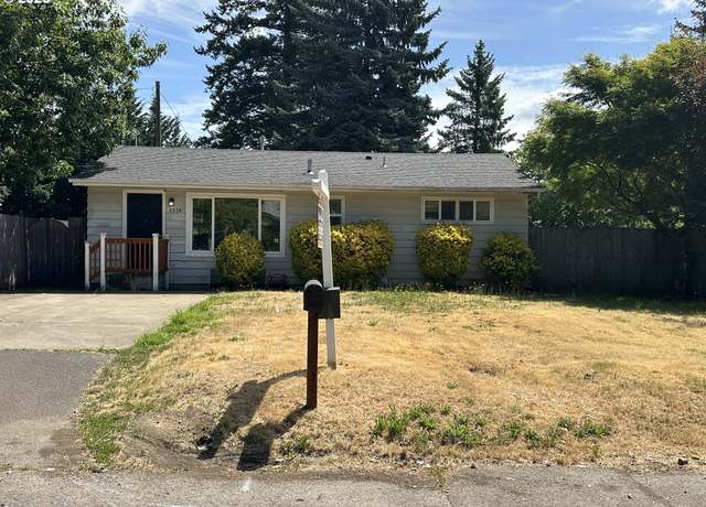 Property at 4954 SE 108th Ave, Portland, OR 97266, 3 beds, 1 bath