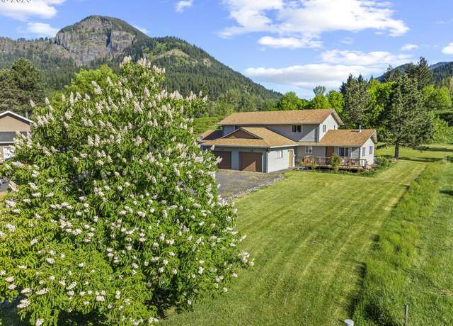 Property at 410 Columbia St, North Bonneville, WA 98639, 6 beds, 4 baths