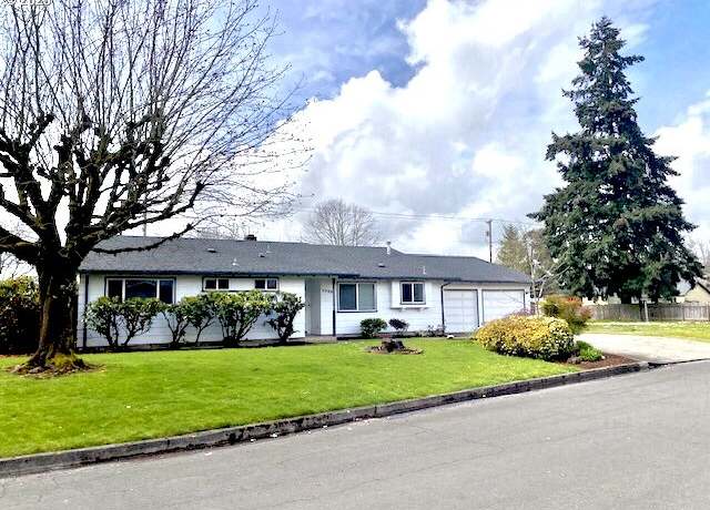 Property at 3308 Wisteria St, Eugene, OR 97404, 3 beds, 2 baths