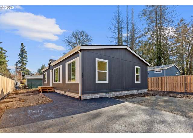 Property at 442 SW Juniper Rd, Estacada, OR 97023, 3 beds, 2 baths