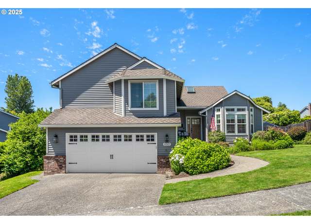 Property at 20525 Martin Ct, West Linn, OR 97068, 3 beds, 2.5 baths