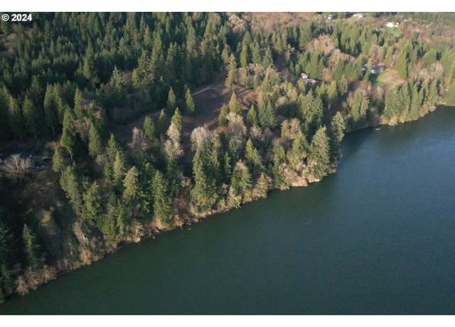Property at 22 Edge Water Dr, Cathlamet, WA 98612