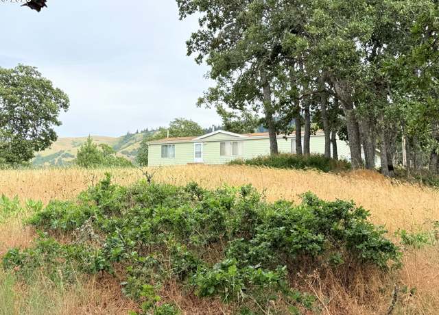 Property at 600 Centerville Hwy, Lyle, WA 98635, 3 beds, 2 baths