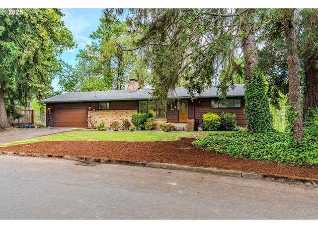 Property at 1259 NE Lincoln St, Hillsboro, OR 97124, 4 beds, 2 baths