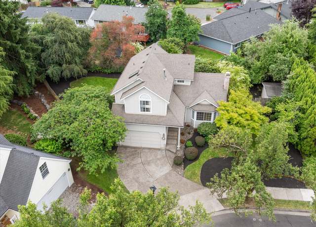 Property at 20198 SW Tillamook Ct, Tualatin, OR 97062, 3 beds, 2.5 baths