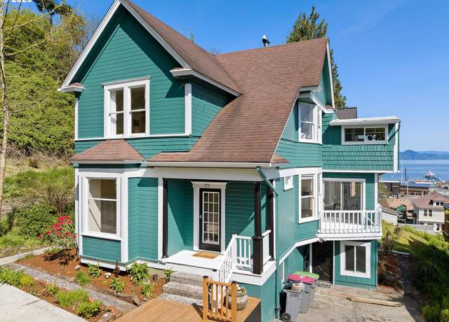 Property at 510 Duane St, Astoria, OR 97103, 4 beds, 2 baths