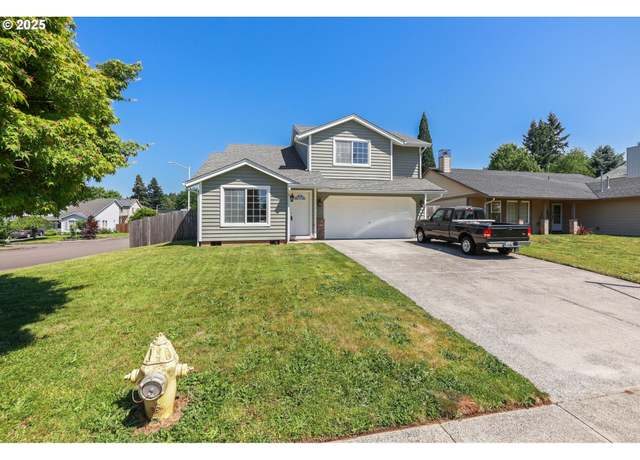 Property at 6402 NE 43rd St, Vancouver, WA 98661, 3 beds, 2.5 baths